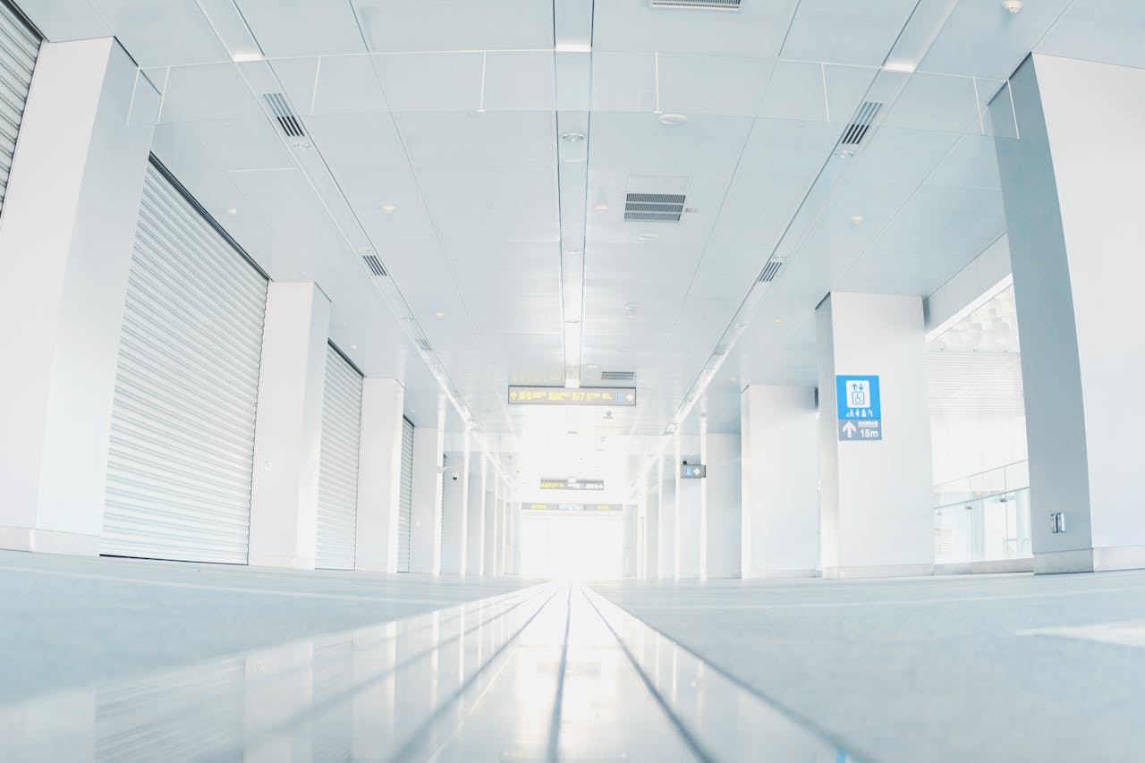Commercial LED Lights for Healthcare Facilities: Clean, Bright, and Efficient